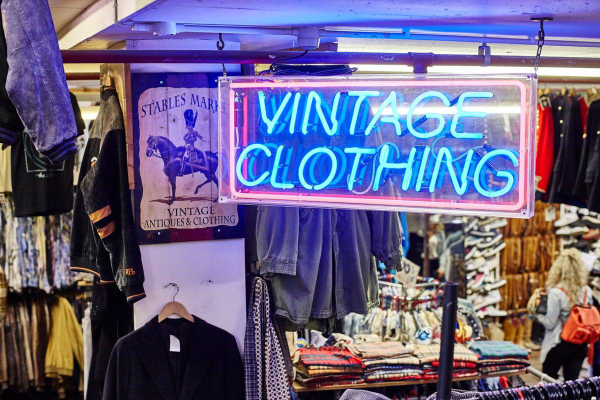 How To Choose Vintage Clothing?