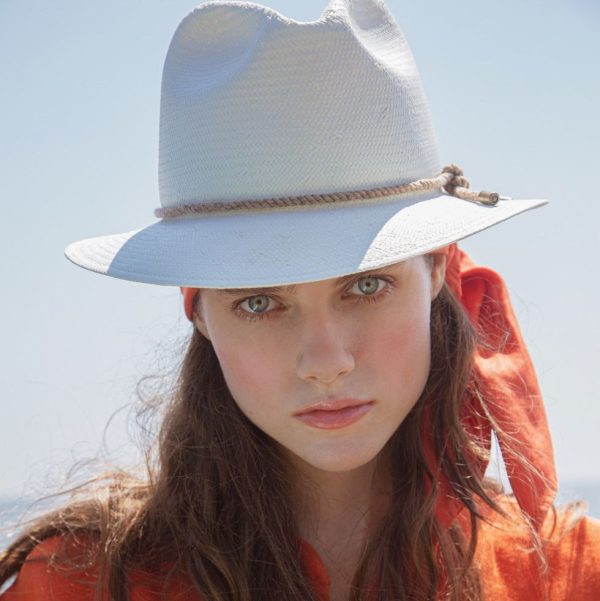 5 Beach Hats to Stylishly Protect Your Face from the Sun’s Rays