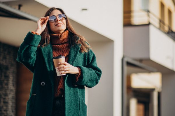Glasses Are The Must-Have Accessory of Winter 2024 – Here’s How to Style Them