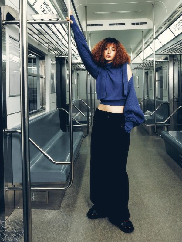 Wide-Leg Pants Trend: How to Style Them for Everyday Looks